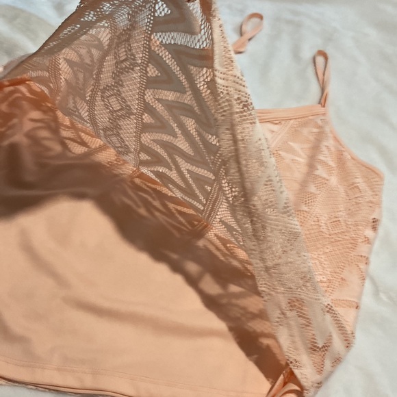 NWOT small blouse - Picture 6 of 6